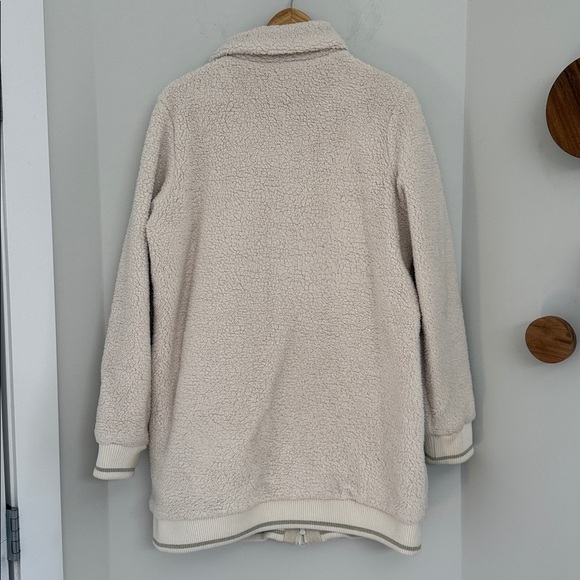 Athleta Tugga Coat size Large Sherpa Coat Natural Size Large - Picture 8 of 10